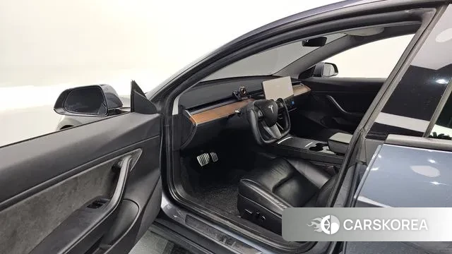 Tesla Model 3 2021 Серый из Кореи, фото 2