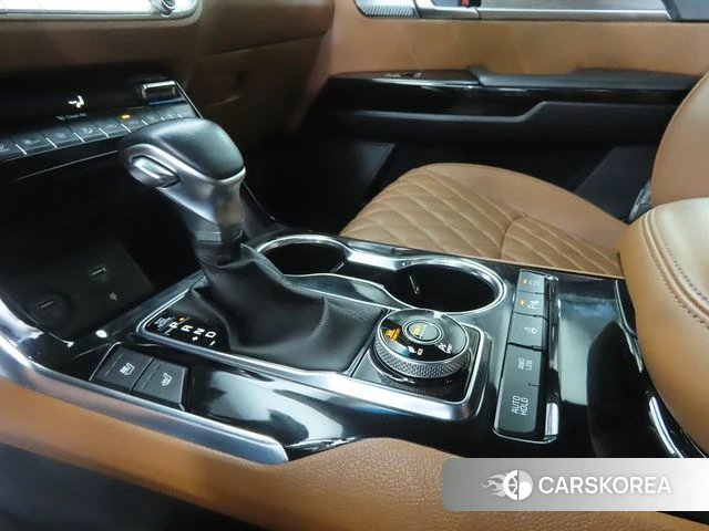 Kia Mohave Master 2022 Черный из Кореи, фото 2