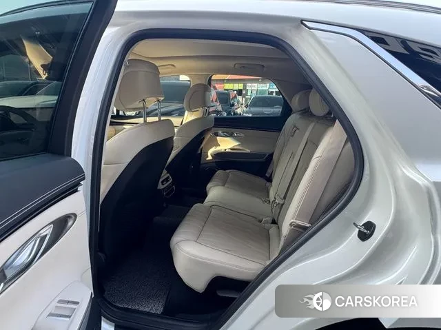 Genesis GV70 2024 Белый из Кореи, фото 2