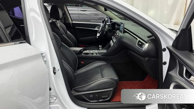Genesis G70 2018 Белый из Кореи, фото 2