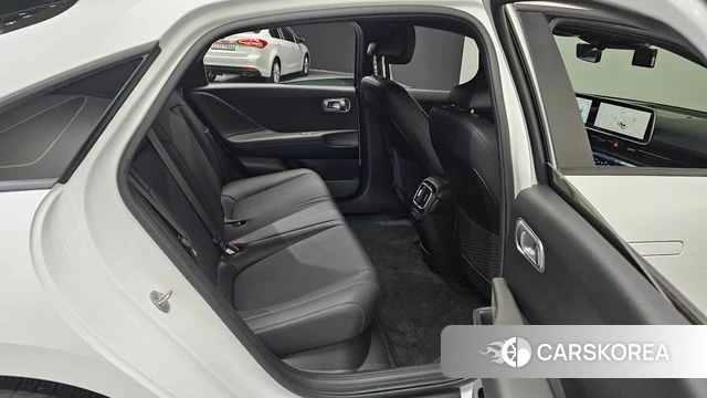 Hyundai Ionic 6 2025 Белый из Кореи, фото 2