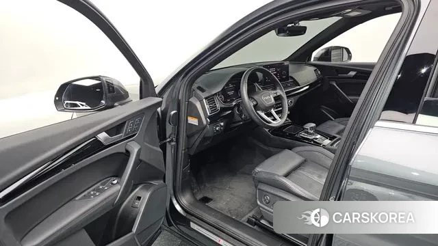 Audi Q5 (FY) 2022 Серый из Кореи, фото 2