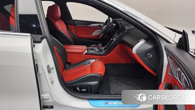 BMW 8 Series (G15) 2022 Белый из Кореи, фото 2