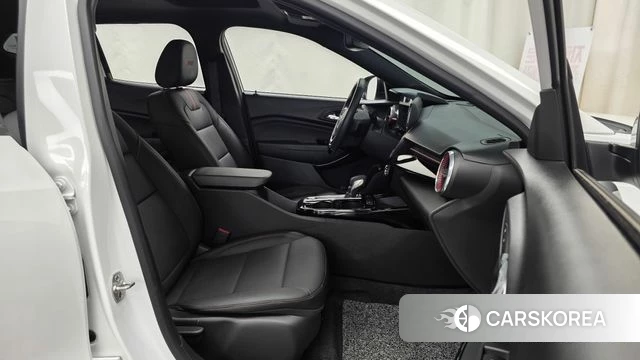 Chevrolet (GM Daewoo) Trax Crossover 2023 Белый из Кореи, фото 2