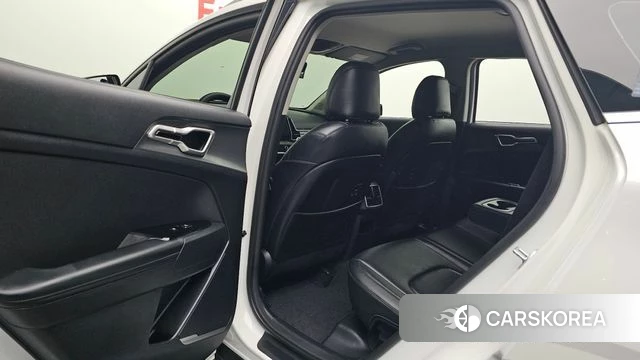 Kia Sportage 5th Generation 2022 Белый из Кореи, фото 2