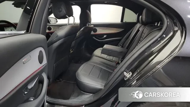 Mercedes-Benz E-Class W213 2021 Серый из Кореи, фото 2