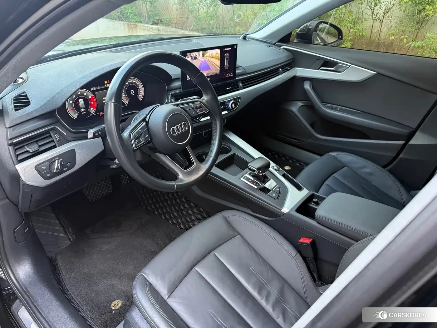 Audi A4L 2021 Черный из Китая, фото 2