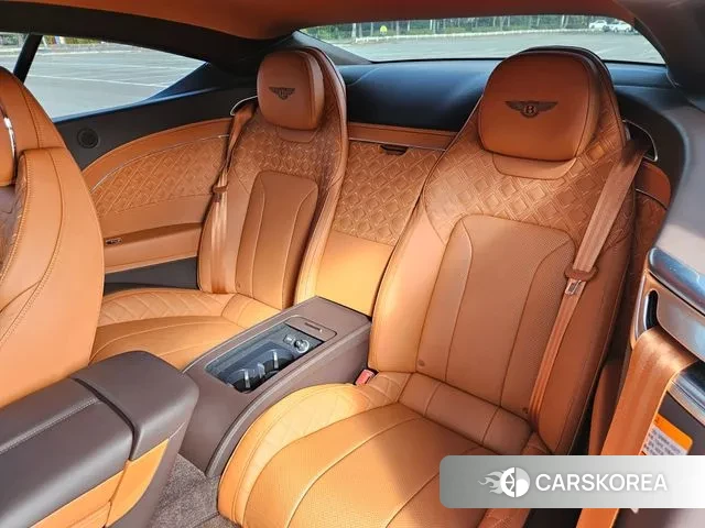 Bentley Continental GT 3rd Generation 2022 Белый из Кореи, фото 2