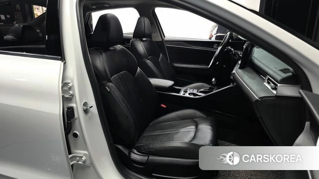 Kia K5 3rd generation 2022 Белый из Кореи, фото 2