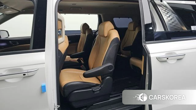 Kia Carnival 4th generation 2022 Белый из Кореи, фото 2