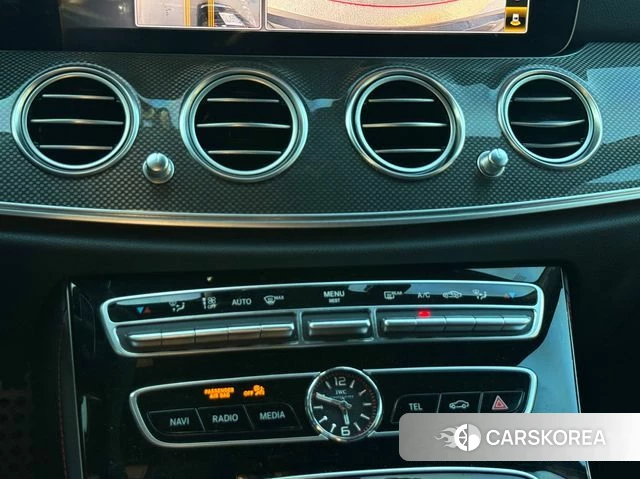 Mercedes-Benz E-Class W213 2019 Синий из Кореи, фото 2