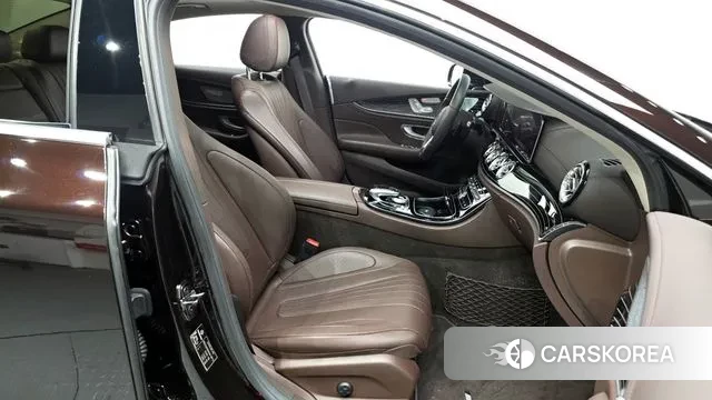 Mercedes-Benz CLS-Class C257 2019 Коричневый из Кореи, фото 2