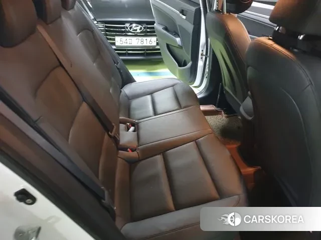 Hyundai The New Avante AD 2019 Белый из Кореи, фото 2