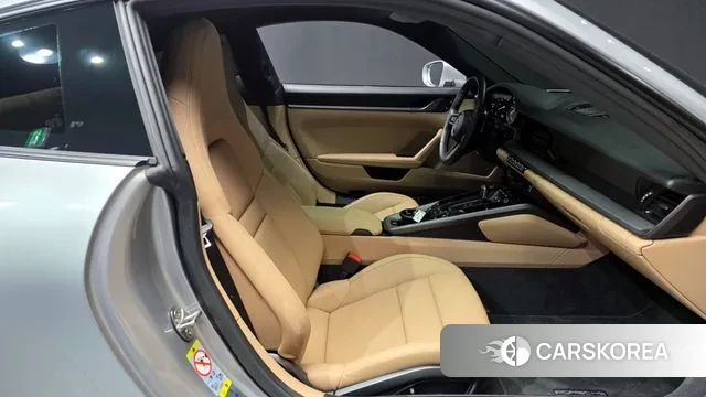 Porsche 911(992) 2024 Серебряный из Кореи, фото 2