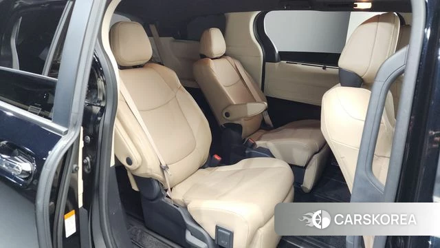 Toyota Sienna 4th Generation 2024 Черный из Кореи, фото 2