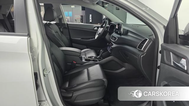 Hyundai All New Tucson 2019 Серебряный из Кореи, фото 2