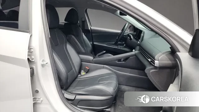 Hyundai Avante (CN7) 2021 Серебряный из Кореи, фото 2