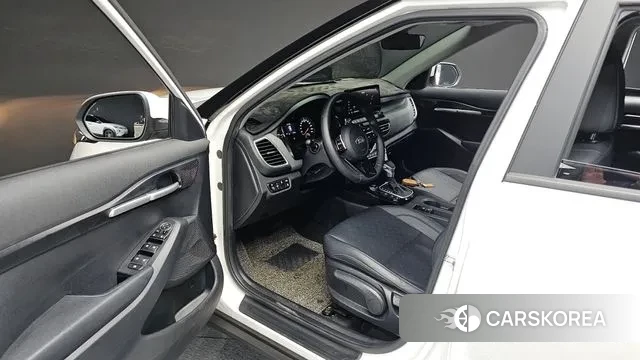 Kia Seltos 2021 Белый из Кореи, фото 2