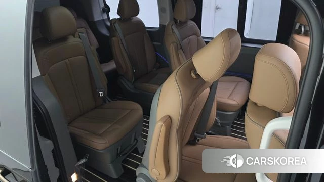 Hyundai Staria 2025 Черный из Кореи, фото 2
