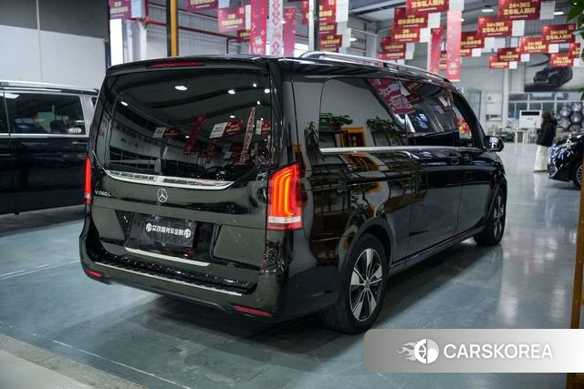 Mercedes-Benz V-class id 4209876 из Китая 2