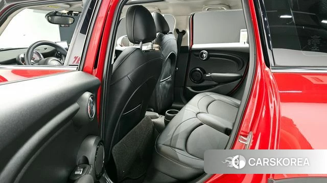 Mini Cooper D 2018 Красный из Кореи, фото 2