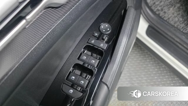 Kia Sportage 5th Generation 2021 Белый из Кореи, фото 2