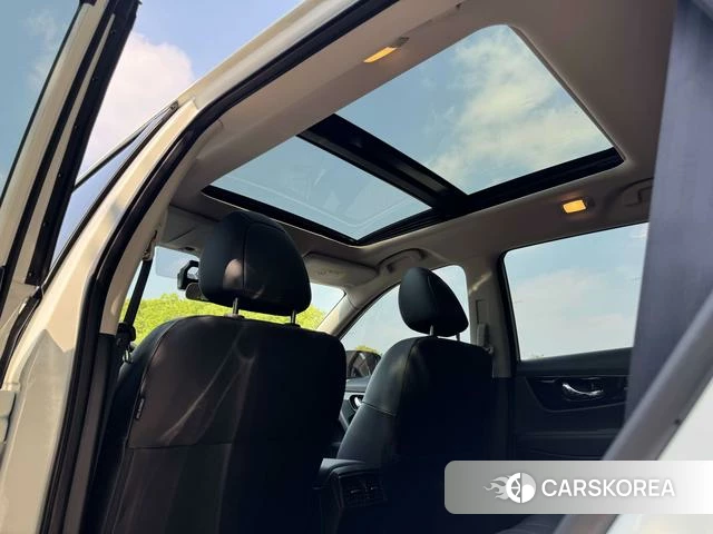 Nissan Qijun 2026 Белый из Китая, фото 2