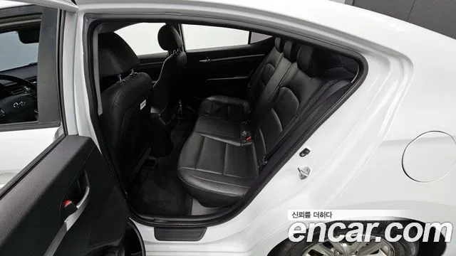 Hyundai The New Avante AD 2018 Белый из Кореи, фото 2