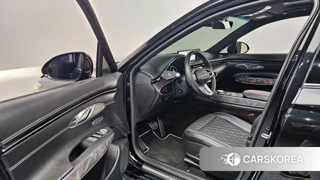 Genesis GV70 2022 Черный из Кореи, фото 2