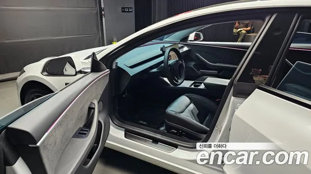 Tesla Model 3 2024 Белый из Кореи, фото 2