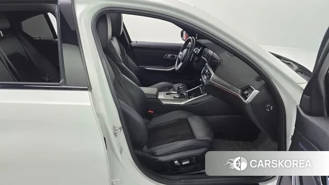 BMW 3 Series (G20) 2019 Белый из Кореи, фото 2