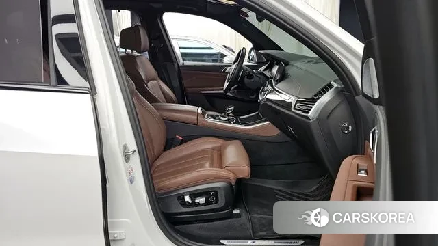 BMW X5 (G05) 2022 Белый из Кореи, фото 2