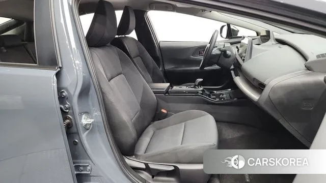 Toyota Prius 5th Generation 2024 Серый из Кореи, фото 2