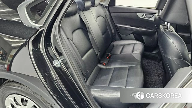Kia The New K3 2nd generation 2022 Черный из Кореи, фото 2