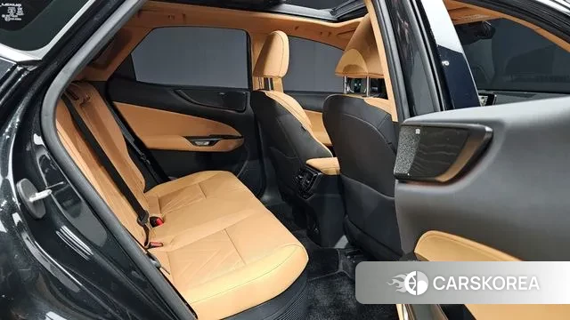 Lexus NX350h Second generation 2024 Черный из Кореи, фото 2