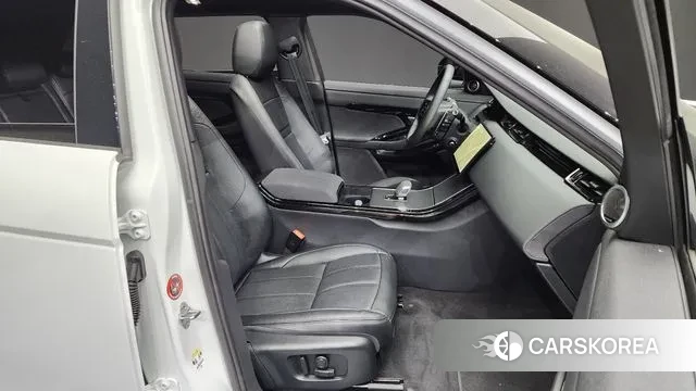 Land Rover Range Rover Evoque 2nd Generation 2024 Белый из Кореи, фото 2