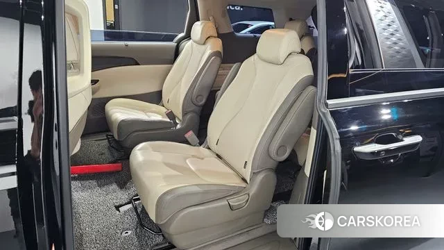 Kia Carnival 4th generation 2020 Черный из Кореи, фото 2
