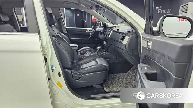 Ssangyong Rexton Sports 2019 Белый из Кореи, фото 2