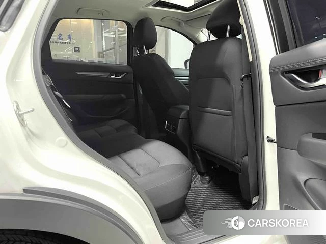 Mazda CX-5 2023 Белый из Китая, фото 2
