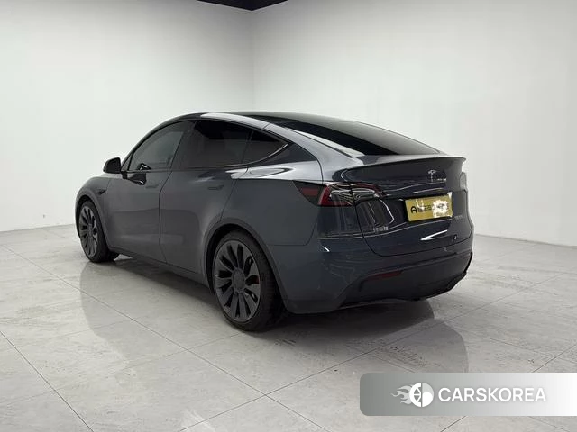 Tesla Model Y 2022 Темно-серый из Китая, фото 2