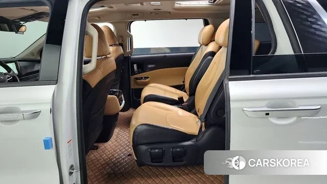 Kia Carnival 4th generation 2020 Белый из Кореи, фото 2
