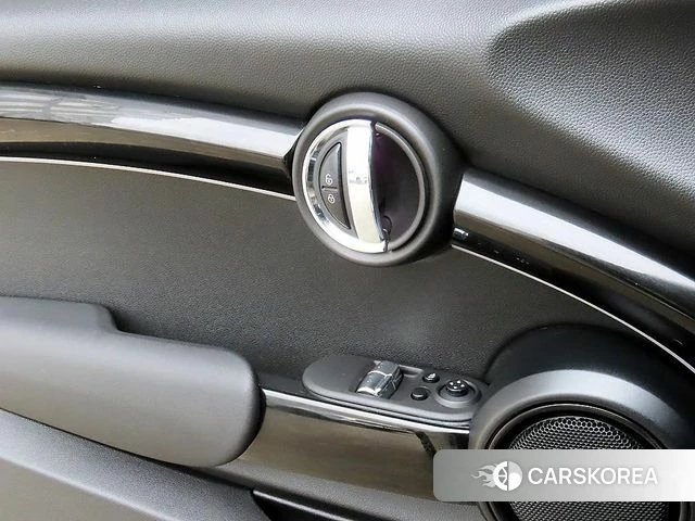 Mini Cooper S 2022 Белый из Кореи, фото 2