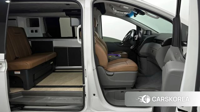 Hyundai Staria 2024 Белый из Кореи, фото 2