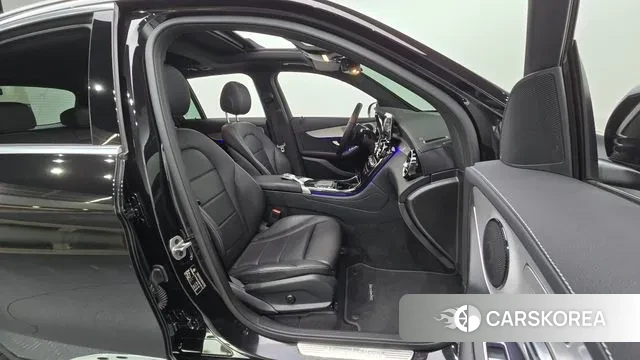 Mercedes-Benz GLC-Class X253 2021 Черный из Кореи, фото 2