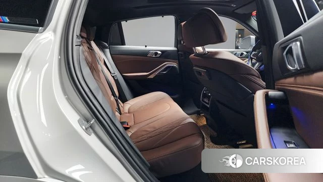 BMW X6 (G06) 2022 Белый из Кореи, фото 2