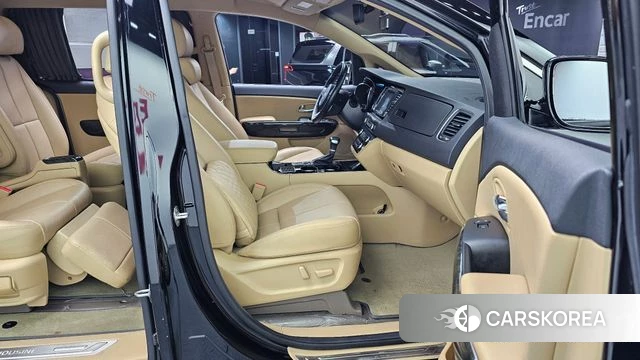 Kia The New Carnival 2020 Черный из Кореи, фото 2