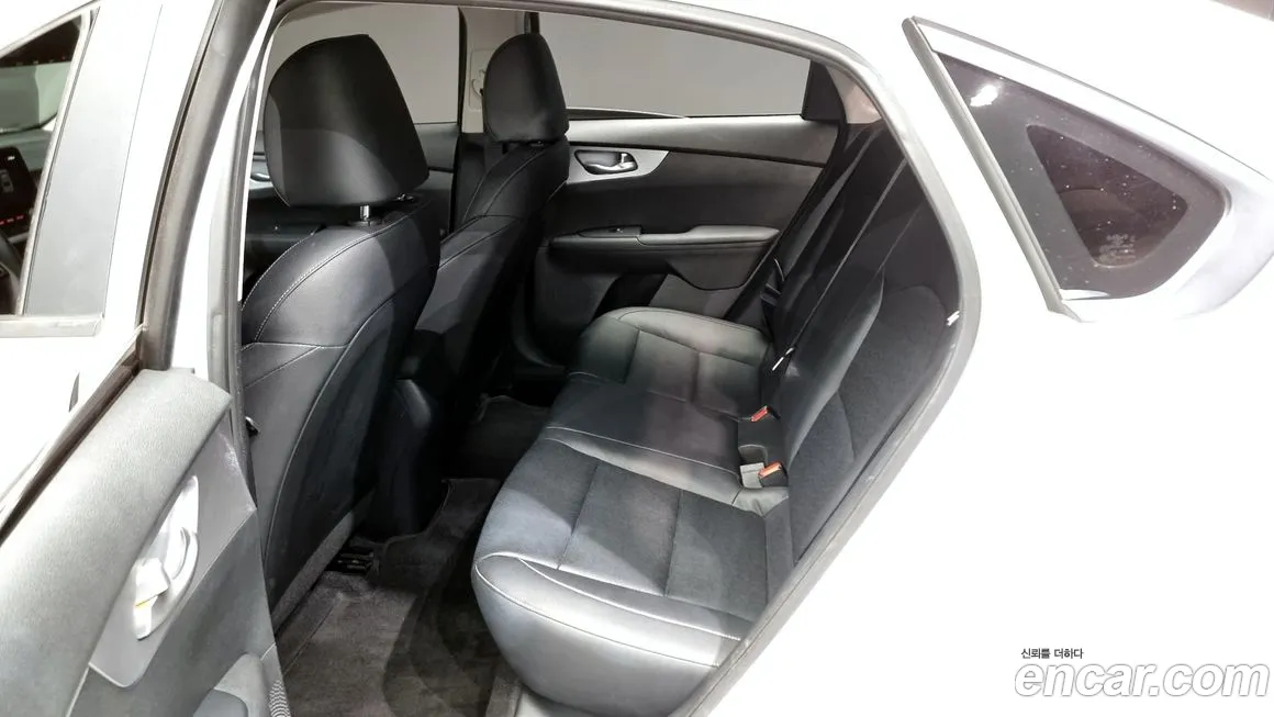 Kia The New K3 2nd generation id 2136612 из Кореи 2