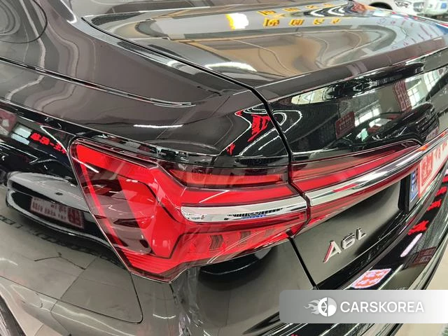 Audi A6L 2021 Черный из Китая, фото 2