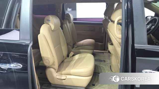 Kia The New Carnival 2018 Черный из Кореи, фото 2