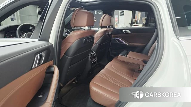 BMW X6 (G06) 2022 Белый из Кореи, фото 2